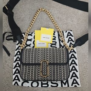 Authentic Marc Jacobs Women's Bag - PRICE FIRM